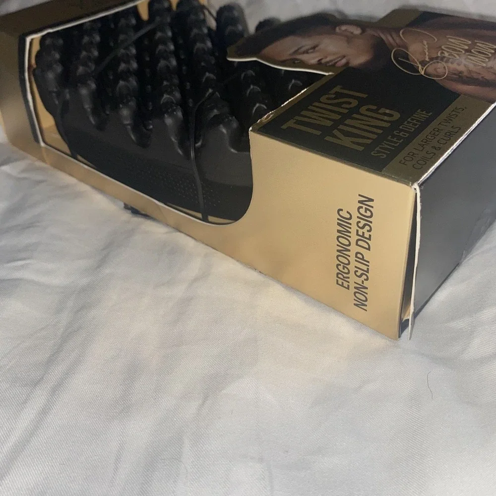 New Kiss Colors & Care Twist King Style Define Larger Coils Curls Bow Wow Sponge